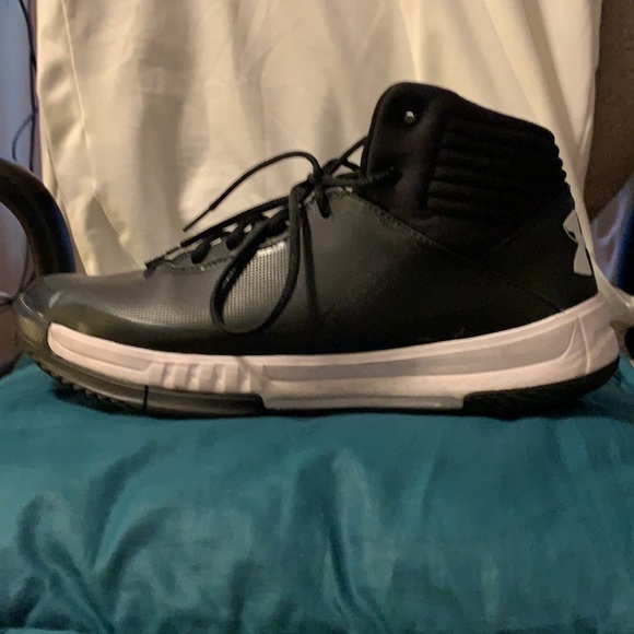 Under Armour high tops - Picture 2 of 4